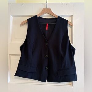 Spanx Carefree Crepe Vest in navy